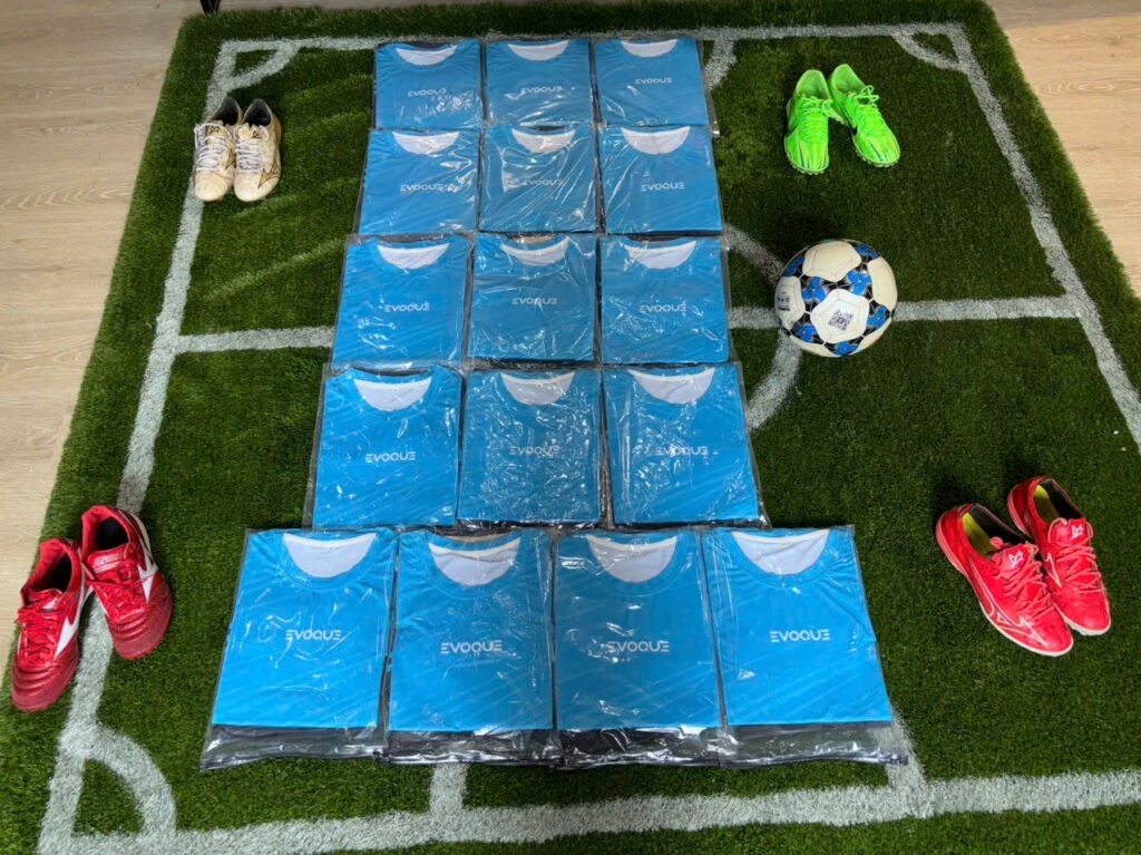 do doi da bong chay bo cau long