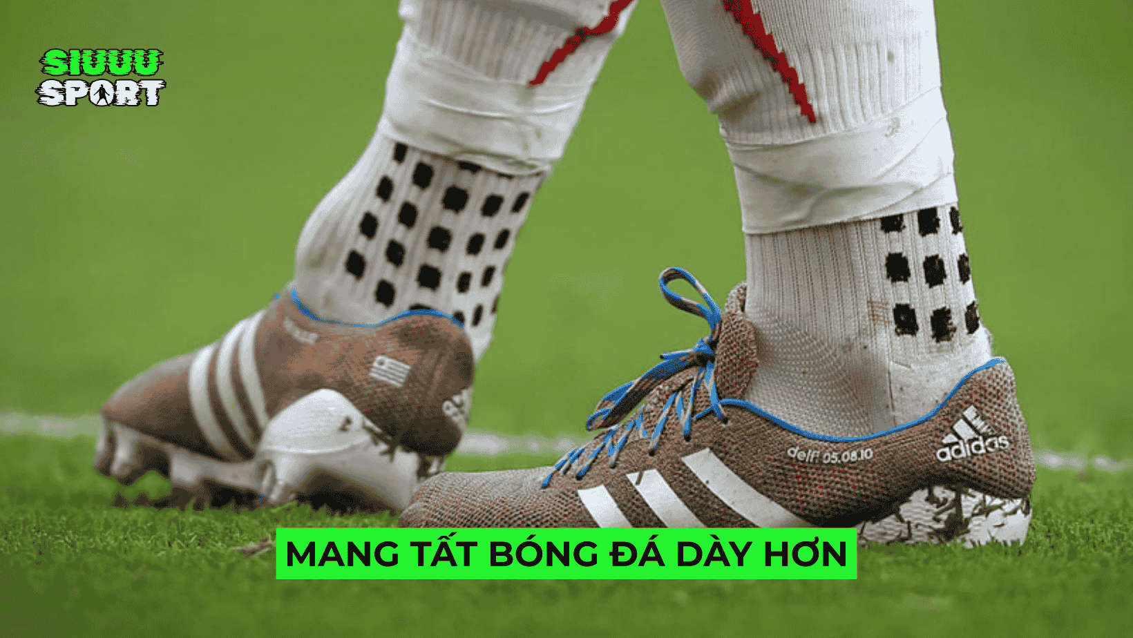 Mang tất bóng đá dày hơn